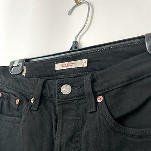 Levi’s Wedgie Straight Black Jeans